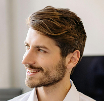 Porträt von Michael Brennan, CTO und Führungsperson im Bereich Fintech- und Kryptotechnologie